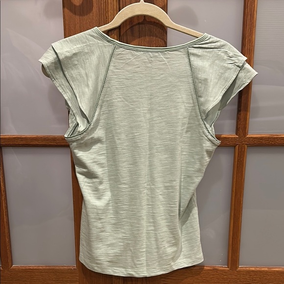 White House Black Market Green Cap Sleeve Muscle Tee​ - Picture 4 of 8